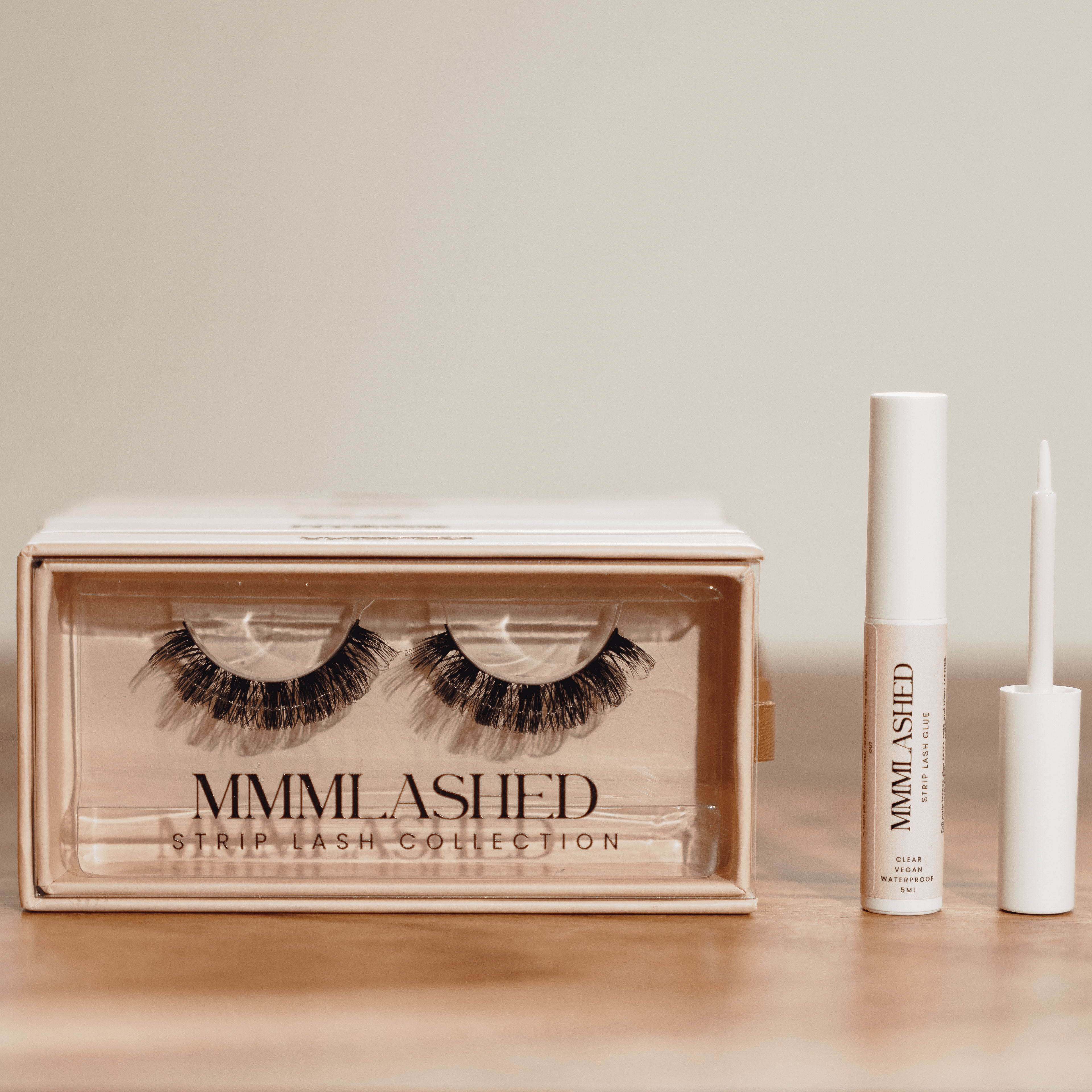 Professional strip lash glue for long-lasting hold